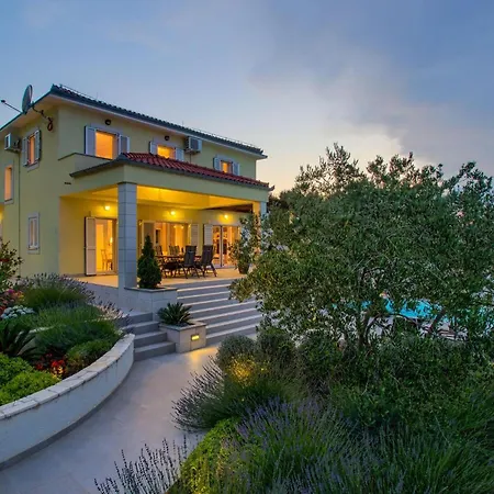 Holiday home Tatijana Zadar